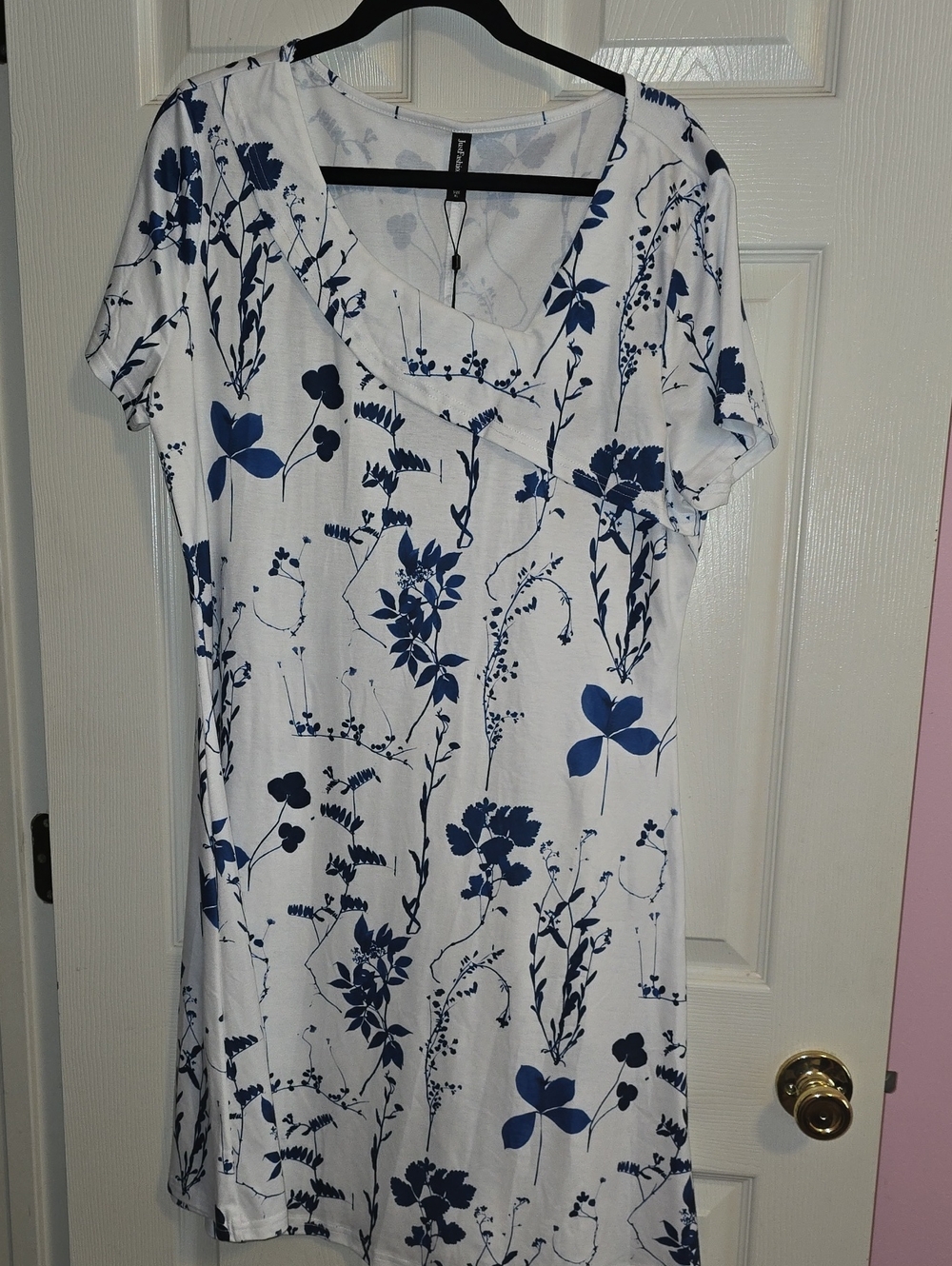 White Short Sleeve Floral Shift Dress with Blue Print